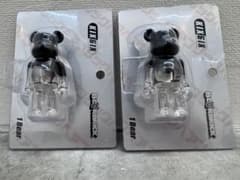 BE@RBRICK × KIXSIX クリア ブラック 未開封 2個セットのサムネイル