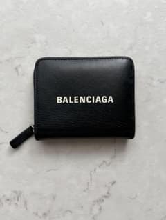 BALENCIAGA ブラックレザー 二つ折り財布のサムネイル