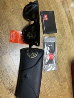 Ray-Banサングラスのサムネイル