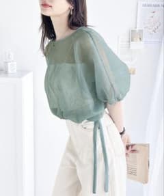 【新品】classicalelf 前後2way シアー ショート丈 シャツのサムネイル