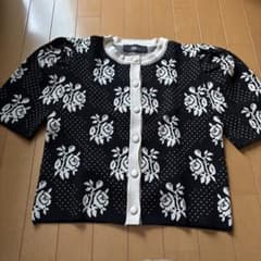 Lilou ローズ柄 半袖カーディガン ブラック