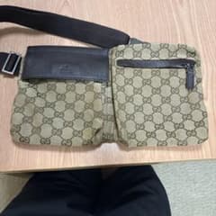 GUCCI GGキャンバス ボディバッグ ウエストポーチのサムネイル