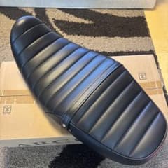 z900rs カフェ　ARCHI シートASSYタックロール　アーキ　ベルト付き z900rs カフェ ARCHI シートASSYタックロール アーキ ベルト付き