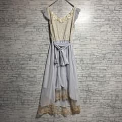 Couture 플라워 레이스 장식 롱 드레스 아이보리/그레이 발표회