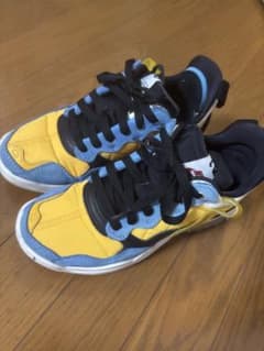 NIKE JORDAN MA2 ”University Gold”23cmのサムネイル