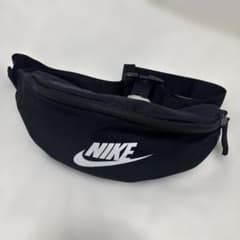NIKE ボディバッグ ブラックのサムネイル