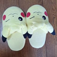 ポケットモンスター ピカチュウ ルームシューズ スリッパのサムネイル