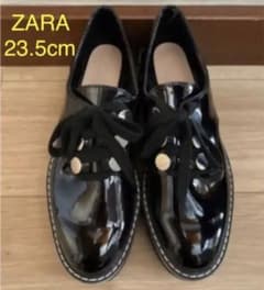 しのひめ様専用品　お値下げしました。美品ZARA厚底エナメルローファー黒23.5のサムネイル