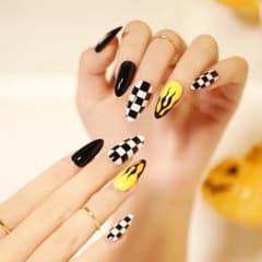 まとめ割】ネイル ネイルチップ つけ爪 ロング ハロウィン 黄色 黒