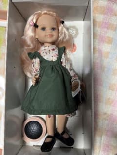 パオラレイナドール 可動ボディ未使用スペイン製のサムネイル