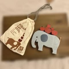 k*ん様 象とりんごの木製インテリア　知育玩具のサムネイル