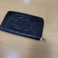 CHANEL キャビアスキン ラウンドファスナー長財布のサムネイル
