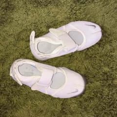 ◆新品◆NIKE エアリフト 完売品 足袋スニーカー◆25cm◆のサムネイル