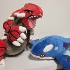 【海外グッズ・レア】グラードン カイオーガ ビッグぬいぐるみ 公式タグ付き 海外グッズ・レア】グラードン カイオーガ ビッグぬいぐるみ 公式タグ