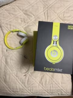 beats mixr ヘッドホン 限定版 イエローのサムネイル