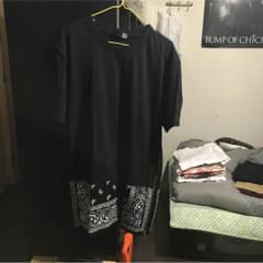 ペイズリーサイドジップTシャツのサムネイル