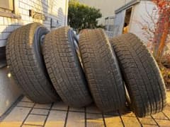 バリ山　2018年製スタッドレスタイヤ ダンロップ SJ8　225/65R17のサムネイル