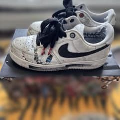 AIR FORCE1’07/PARANOISE 紐付箱付　26.5のサムネイル