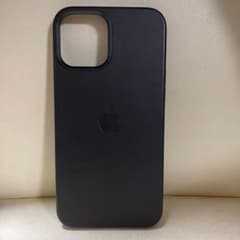 iPhone 12 pro max 純正レザーケース　ブラックのサムネイル