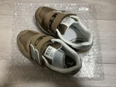 new balance 313 スニーカー 17cm ブラウン　モカのサムネイル