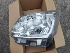 ダイハツ ムーヴ ヘッドライト 左 LA150s/LA160s ハロゲンのサムネイル