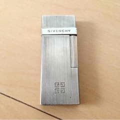 GIVENCHY ライターのサムネイル