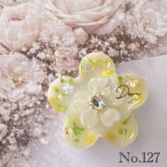 レジン ヘアゴム ドライフラワー No.127 - メルカリ