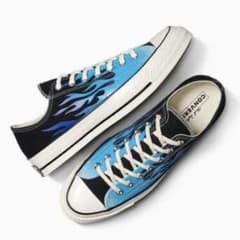 お値下げ中❗️CT70 FIRE BLUE LOW CUT 【海外モデル】新品 - メルカリ