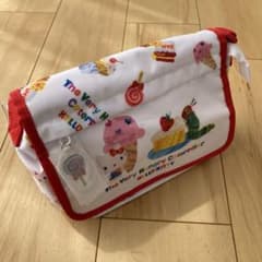 【新品未使用♡キティ×エリック・カール コラボ ショルダーバッグ】のサムネイル