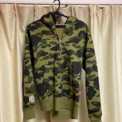 貴重！ A BATHING APE シャーク パーカー L サイズ 緑カモ柄のサムネイル