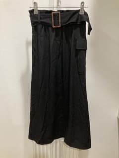 新品未使用　GRL ロングスカート　黒　ブラックのサムネイル