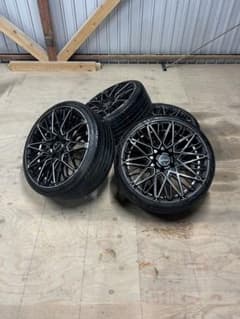 Lexus ブラックスポークデザイン ホイールセット 225/35ZR19 Lexus ブラックスポークデザイン ホイールセット 225/35ZR19 - メルカリ