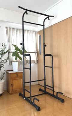 高さ調整可能 ぶら下がり健康器 ブラック 懸垂マシン STEADY - メルカリ