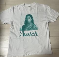 Awich 写真プリント Tシャツ Lサイズのサムネイル