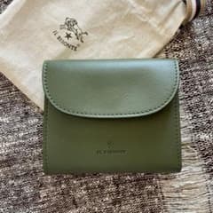 最終値下げ 美品イルビゾンテ 折財布 コンパクト カーキグリーン