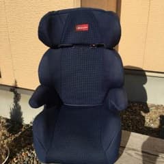 ジュニアシート コンビのサムネイル