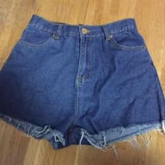 デニムショートパンツのサムネイル