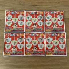 Sukiya Sukisuki Set Crayon Shin-chan Shaka Shaka key ring