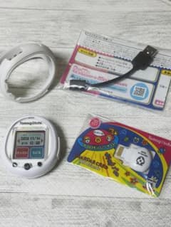今だけ✳︎Tamagotchi smart アニバーサリー✳︎たまスマカード付き✳︎のサムネイル