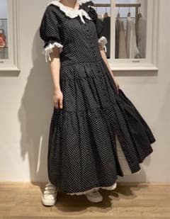 ピンクハウス♡黒地水玉ロングワンピース♡美品のサムネイル