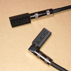 プラグカバー ケーブルガイド付き TRS TS フォンプラグ ギターシールドのサムネイル