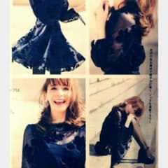 フラワーフロッキートップス♡値下げ♡今季♡今期のサムネイル