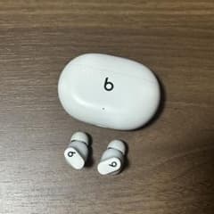 Beats Studio Buds ビーツ ワイヤレスイヤホンのサムネイル