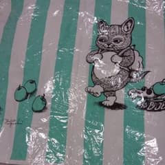 ヒグチユウコ・ランチョンマットのサムネイル