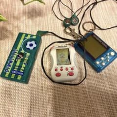 ジャンク品☆レトロ 携帯ゲーム機 ? 3点セット - メルカリ