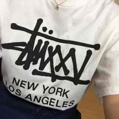ステューシー Tシャツのサムネイル