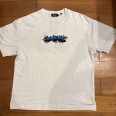 XLARGE グラフィティロゴ Tシャツ ホワイトのサムネイル