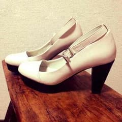 めい様専用 JEANASISストラップ付きパンプス サイズMのサムネイル