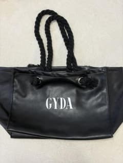 GYDA 黒 トートバッグ 合皮のサムネイル