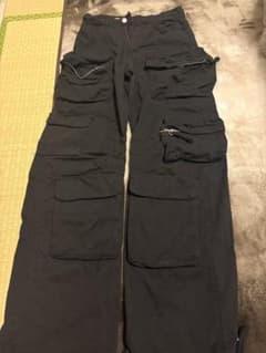 ZARA ブラック カーゴパンツ EUR 36のサムネイル